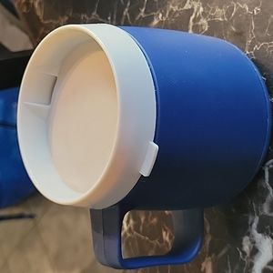 Thermos plastic hot mug cup vintage lid bastesville ms.38606